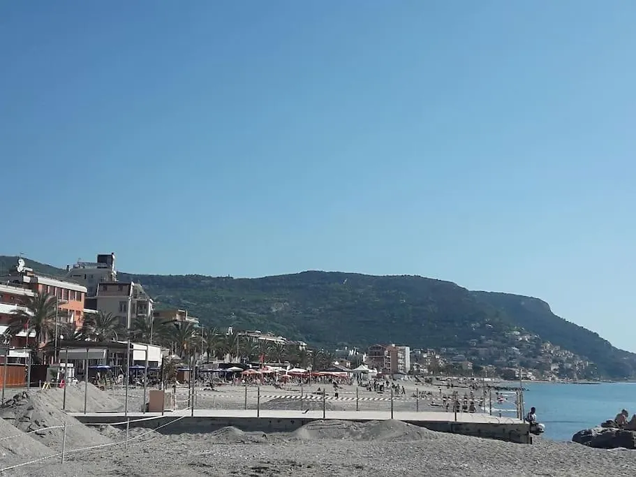 Appartamento Vittoria Pietra Ligure Apartment